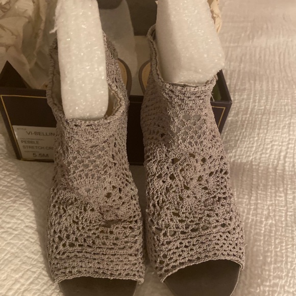 VInce Camuto Signature - Bellini - Picture 6 of 6